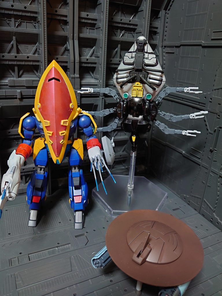 隣にいるのは一緒に作ってみたクール星人(後日アップ予定)