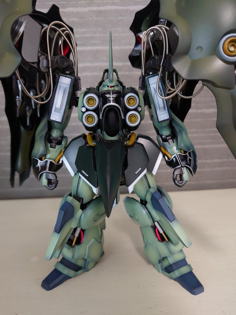 フロントアーマー大型化、スネにダンパー的なモノなどを…