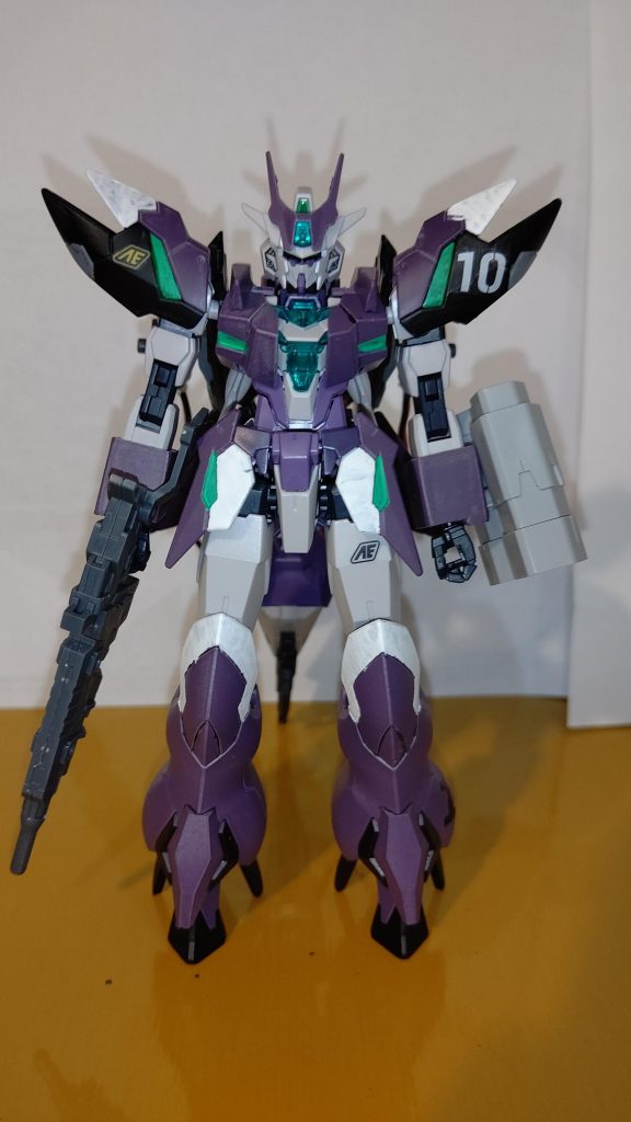 全身はアルスアーマをリカラーで武装は公式のビルダーズパーツと30MMを使用している。アーマの色はユーラヴェンより明るめの紫を基本にして差し色に白、黒、グレーを使用。