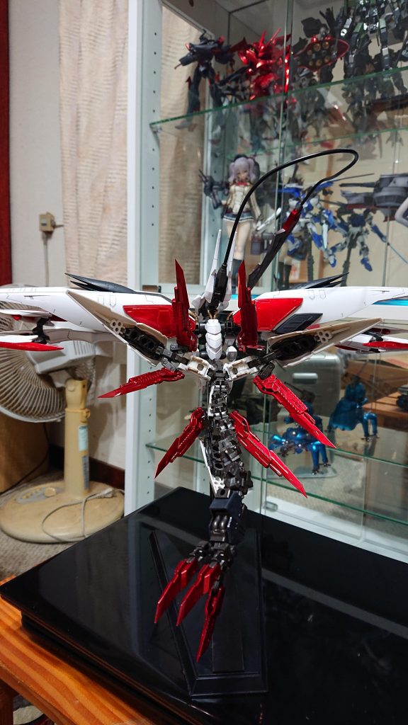 ヘキサギアのロードインパルス、ウィアードテイルズの尻尾を装備