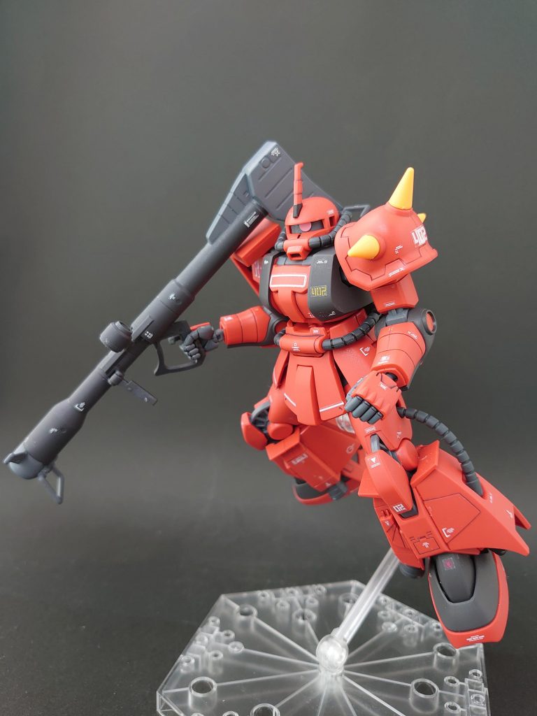 特徴的なジャイアント・バズは自己解釈でツートンに塗り分け✨