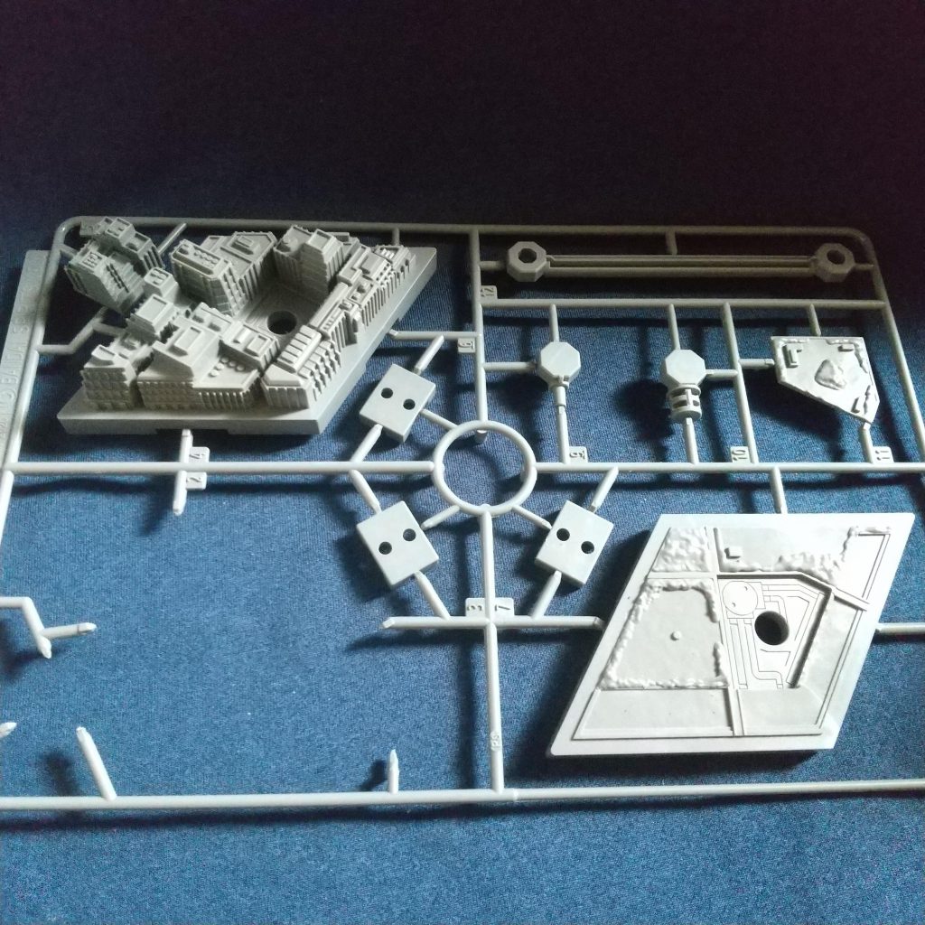 カスタマイズベース♪メカメカっぽいのはこれを使いました♪ひたすら刻んでペタペタペタペタ,,,,,,,,