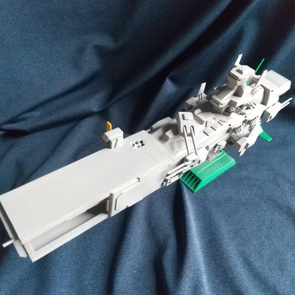 急な思い付きでこの時点で突然穴を明け始める♪