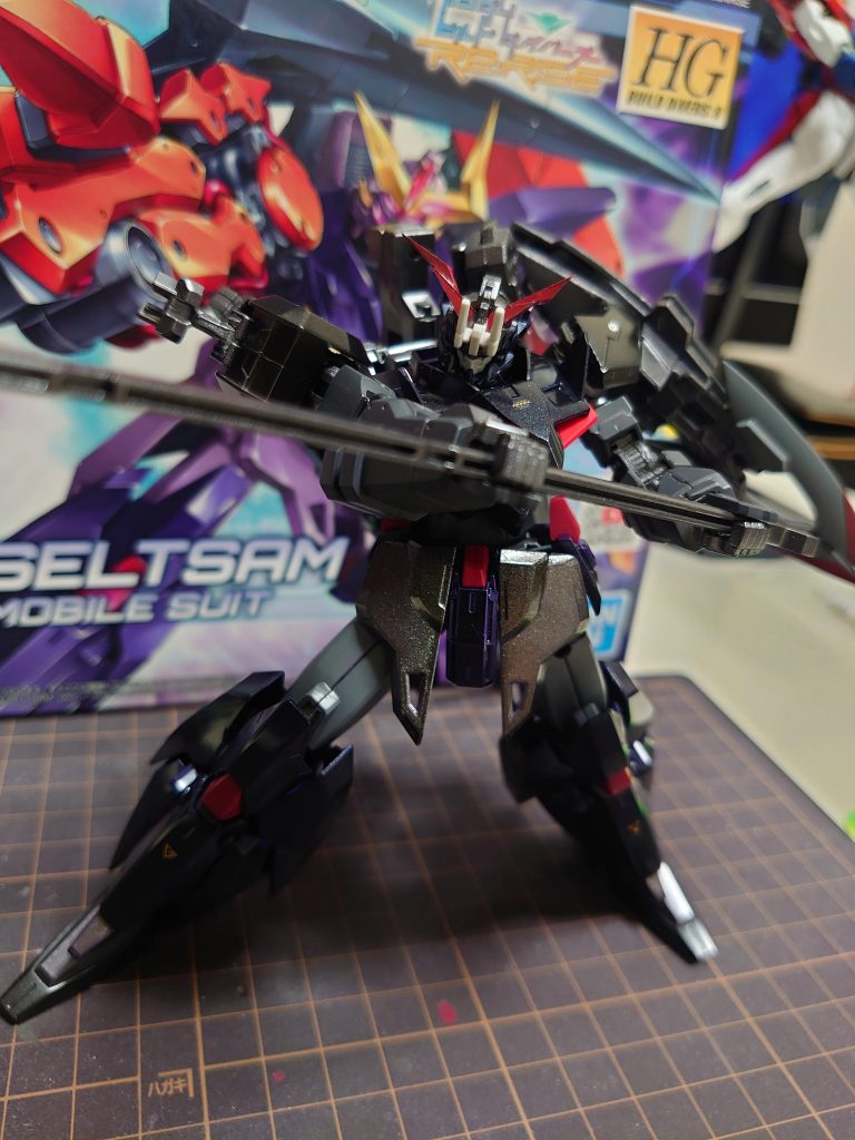 思いの外MGスケールの武器がHGにちょうどハマる事に驚きましたw保持力もバッチシです。