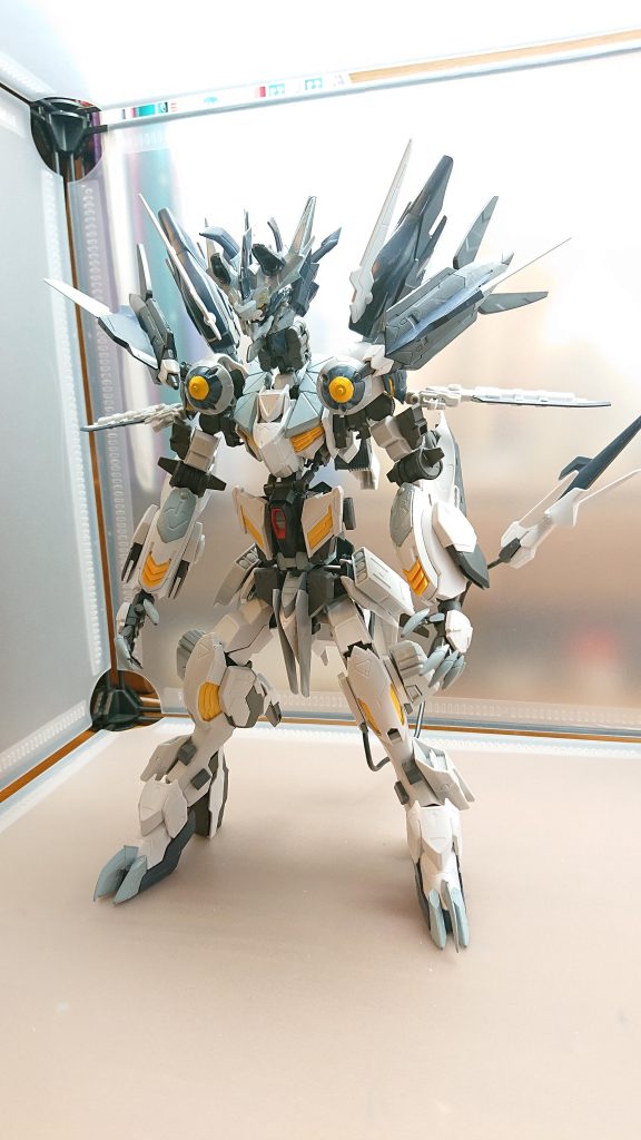 ウルガルファイターモード高機動形態この姿でも高機動形態になることが可能でビーストモードよりも戦闘力が高くなっている