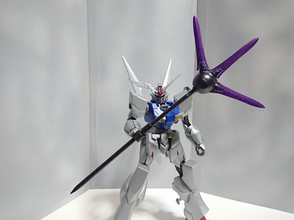 ジャベリン元みたいに矛先をビームではなく刃だけビームにしてます。