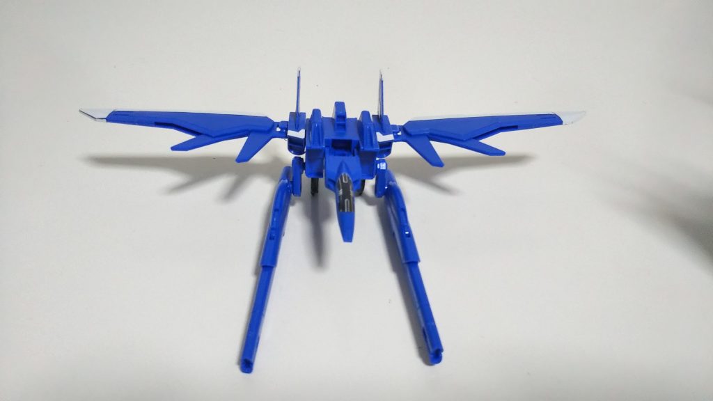 機体を正面から