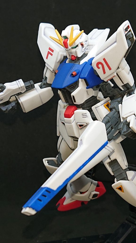 ヴェスバーの部分塗装がヨレヨレです。