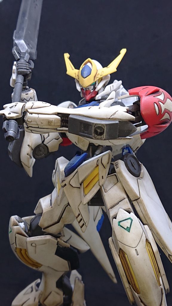 頑張ってポーズとらせました。