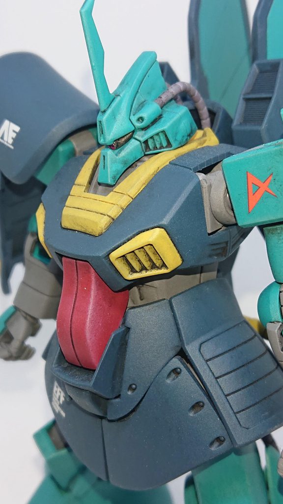 顔が汚いですね。ウェザリングの拭き取りがイマイチでした。