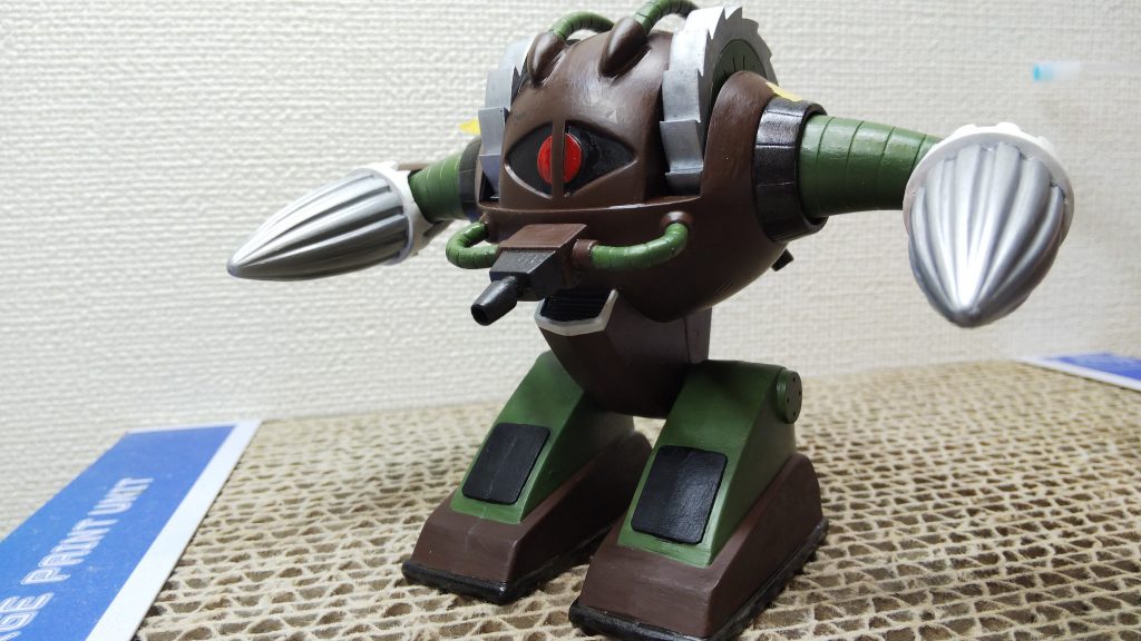 ちょっと思ってたのと違うけどリアルタイプ風のカラーで塗装してみました。