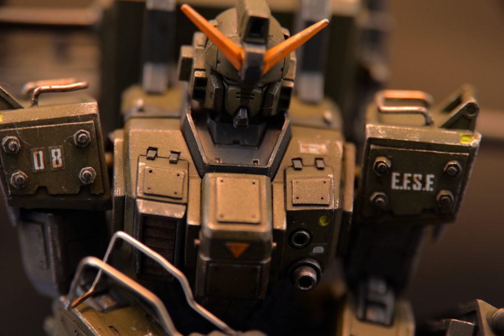 顔は造形いじってませんが、かっこいいです。