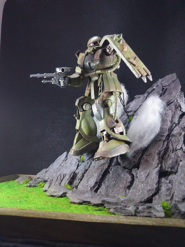 隻腕の戦士　ザクⅡ–7枚目/制作者：LUCIOLE