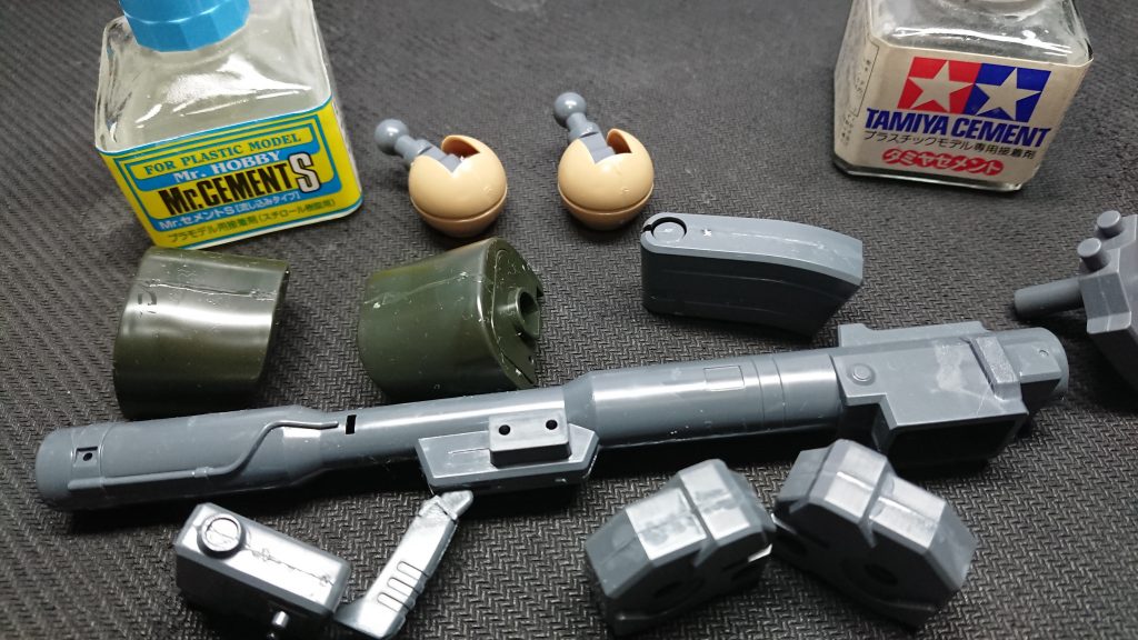 切り出ししたら、すぐに接着を。