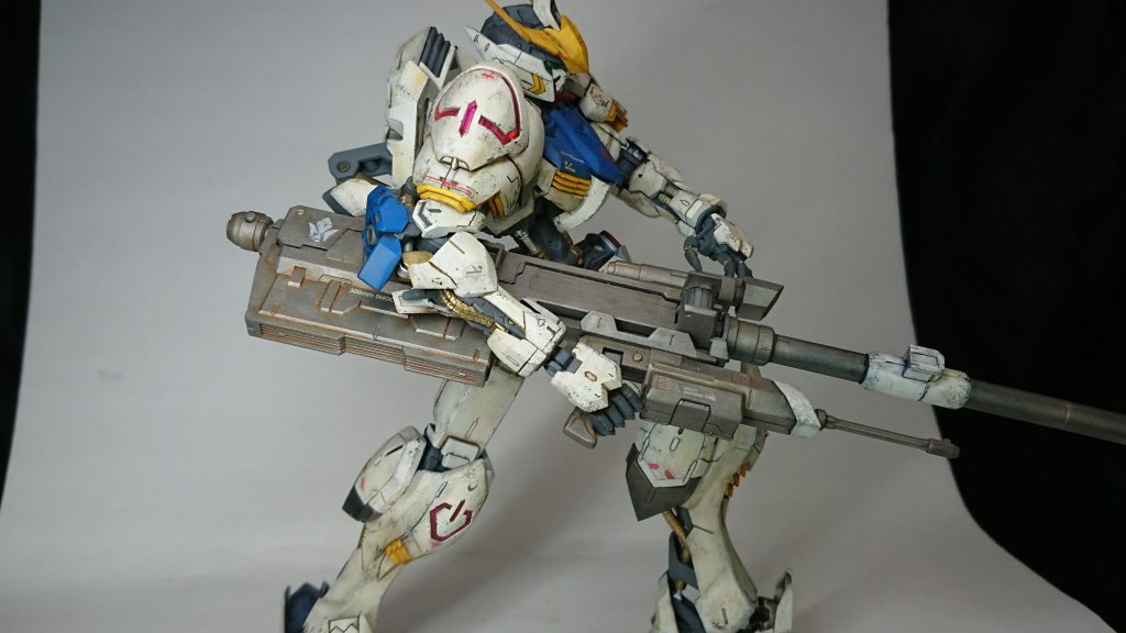 300mm砲装備。持たせるのに難儀しました。