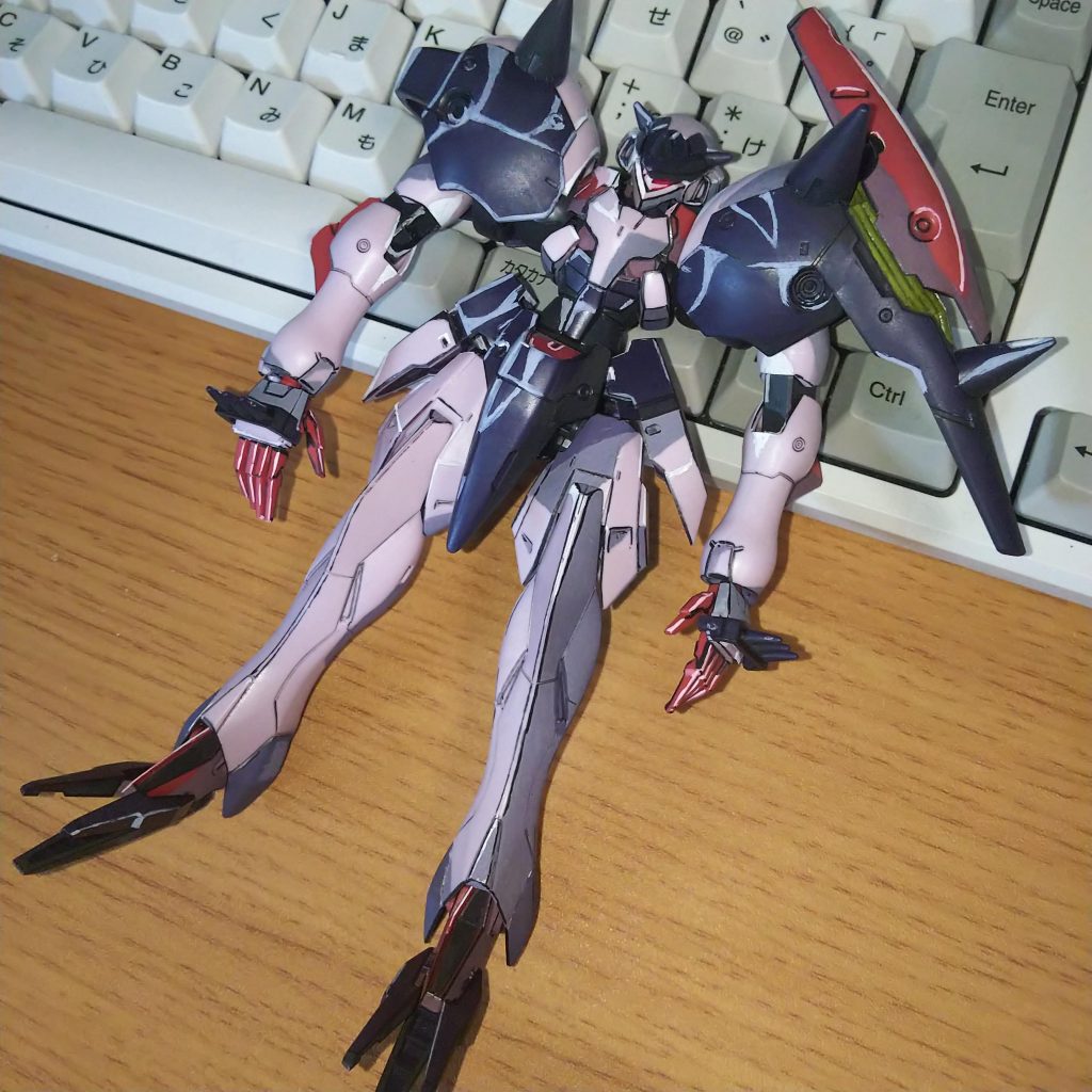 トップコートを吹いて乾かして完成。