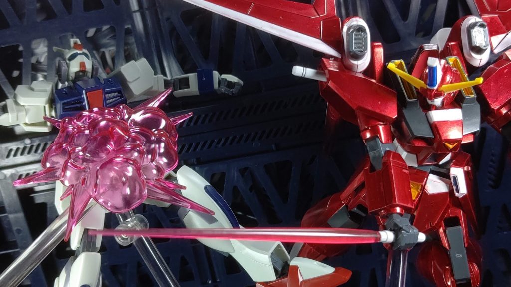 ダガーL「ぐえ~~~股下に3mm穴も無いくせに~~~!!」(おかげで撮影がちょっと大変でした・・・、技術の進歩ってすごい!)