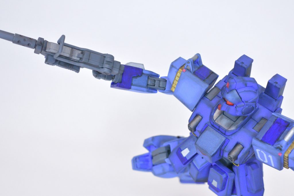 このキットもよく動きますねぇサターンのゲームでは飛んだり跳ねたりしながら襲い掛かってきた覚えがあります。