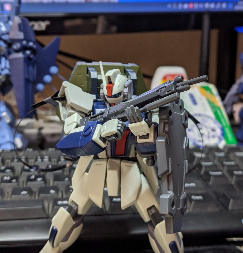 GW中に完成させようとイメージはわりとすぐ決まったのですが、いい配色が浮かばなくてGW前半が過ぎ去りました...。