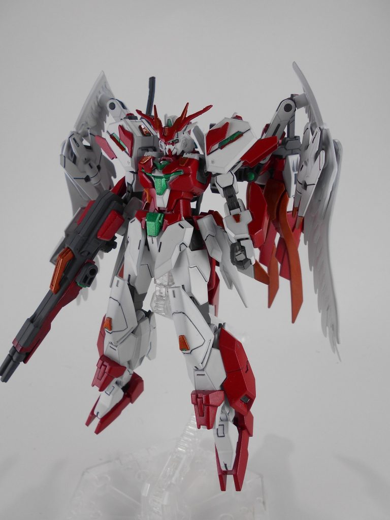 サンゼーオガンダム・正面。コアガンダムⅡ、サンアーマー、ウィングバインダーを合体させた状態です。ゼロシステムも有しているが使用例は無い設定です。カラーリングは炎カラーを参考にしています。