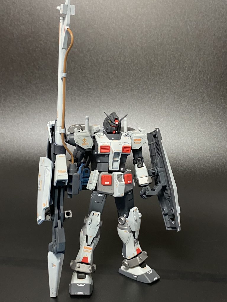 ウェザリング前のサッパリ風味、黒背景で。