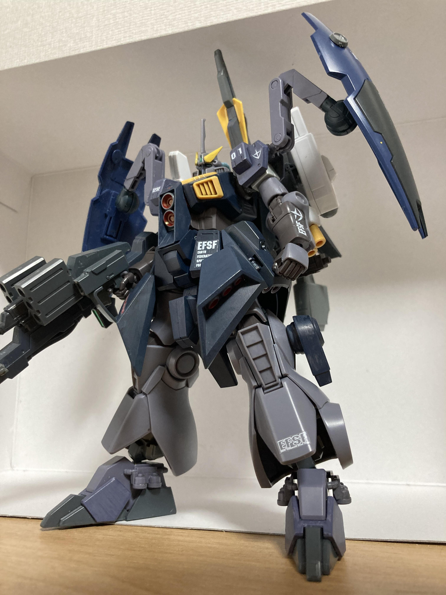 HGUC 1/144 リックディジェ風 アムロ・レイ専用機 - プラモデル