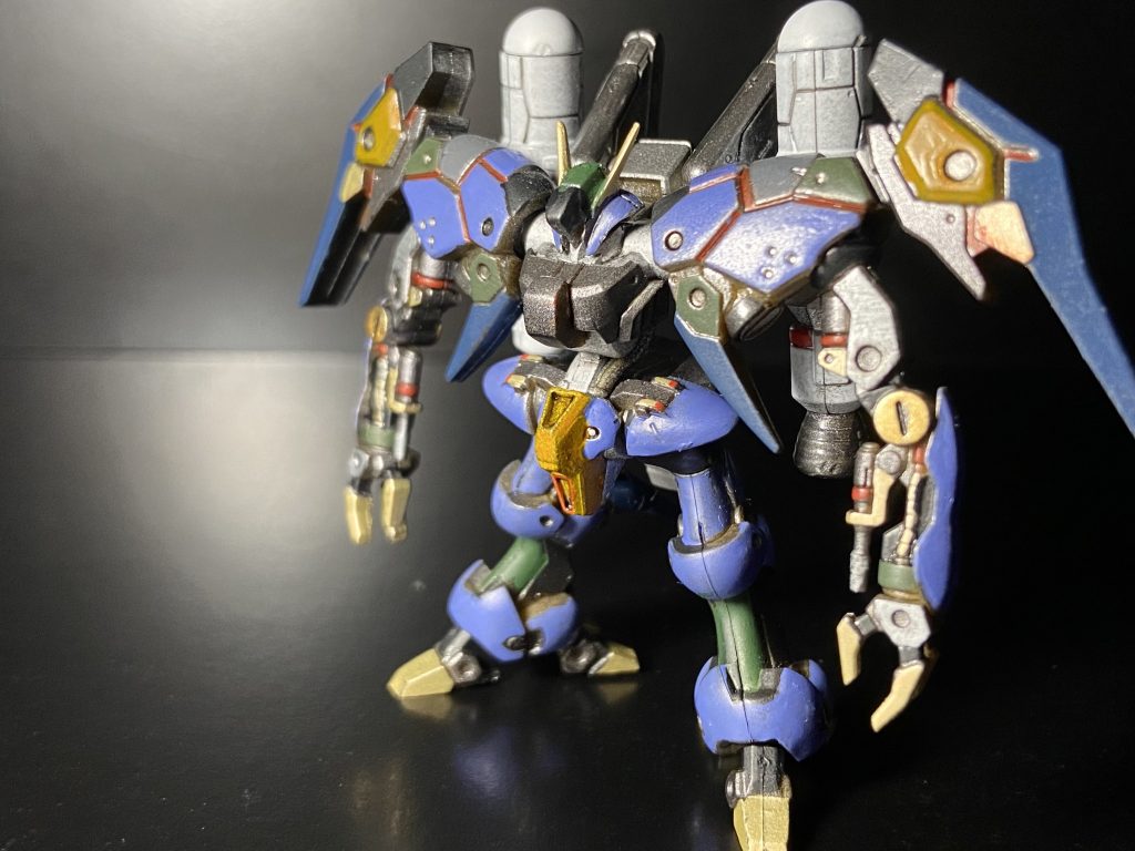 今更ながらにアーティファクト、初めて作りました、楽しい！本当に細かい！次はちゃんと合わせ目消そう^ ^ 細かい筆は嫌いじゃないぜ！