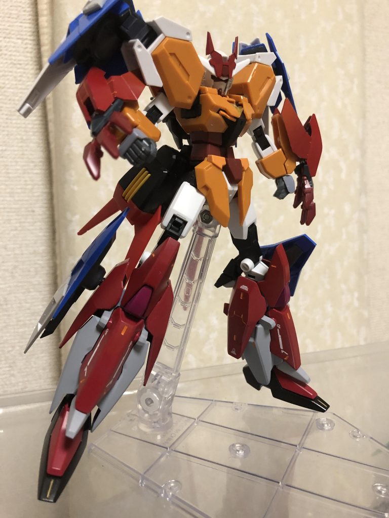 ボツ案当初はエフェクト無しでアーマーをモリモリしてたのですが、わかりやすくカッコよくを目指して今のかたちになりました。