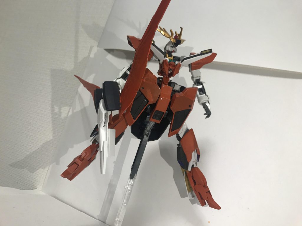 弓！これしか武器がない！腹部にメガ粒子ついてるけどアレは飾り！ということで、許してください…