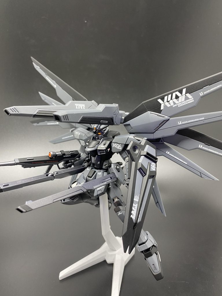 ハイマット・フルバースト。フリーダムに一度はさせたいポーズですね。