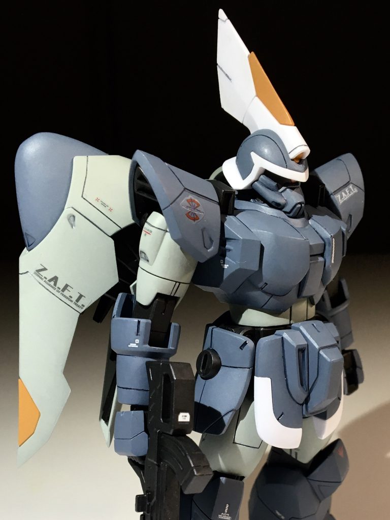 MGのような小顔目指して削り込んでいますが、限界はあるw