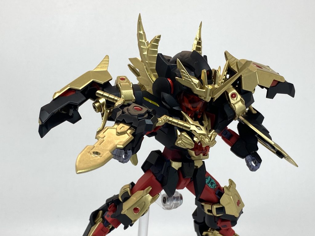 メイン武装はGNジャマダハル。