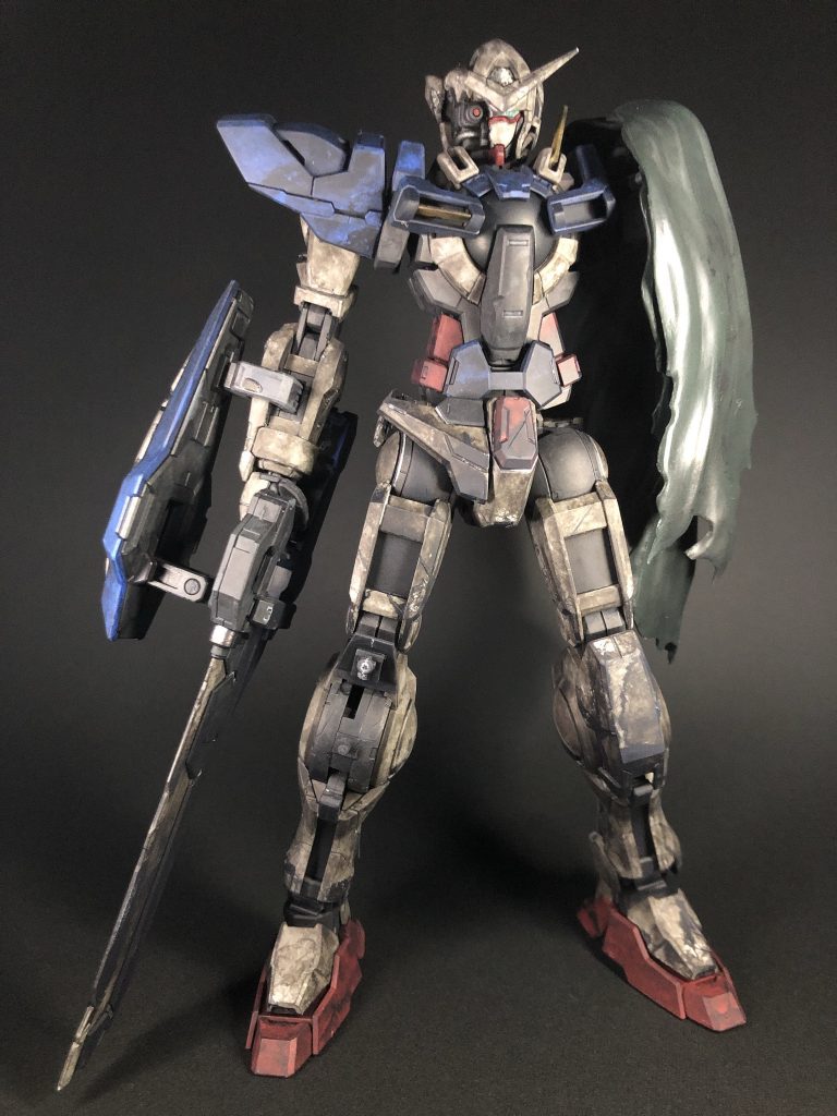 今回は「墨汁だけでどこまでやれるのか」がテーマでしたので、墨汁で汚し、つや消しを吹いたこと以外は一切手を加えておりません！それでも何となく爆煙で煤けた感じが出せてホッとしていますw 以下アピールショットです