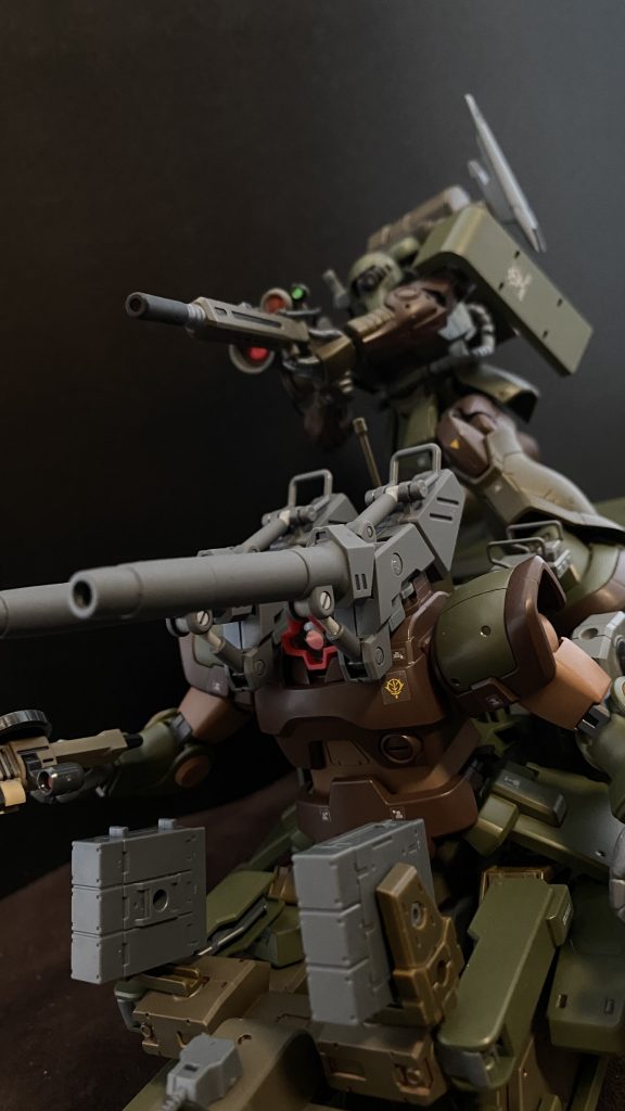 ちなみに余談ではあるが、連結状態(つまり家がいっしょ)のまま前線に出た事があり、無事敵機は撃破したものの、機体は小破してしまった。その晩、整備兵を含め「家族」にしこたま怒られた彼女は、その夜、一晩中テントの外で正座していた、とかなんとか。