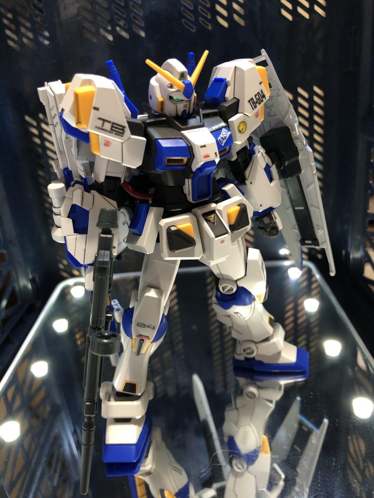 ガンダム４号機–8枚目/制作者：真樹京介