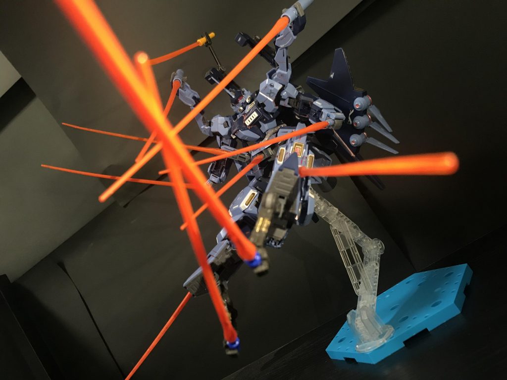 ちなみにサーベル色は黄色にしたかったのでかき集めたら10個分しか見つからず2個足りなくて結局色を塗りました!いやーありがとう家の黄色10本…