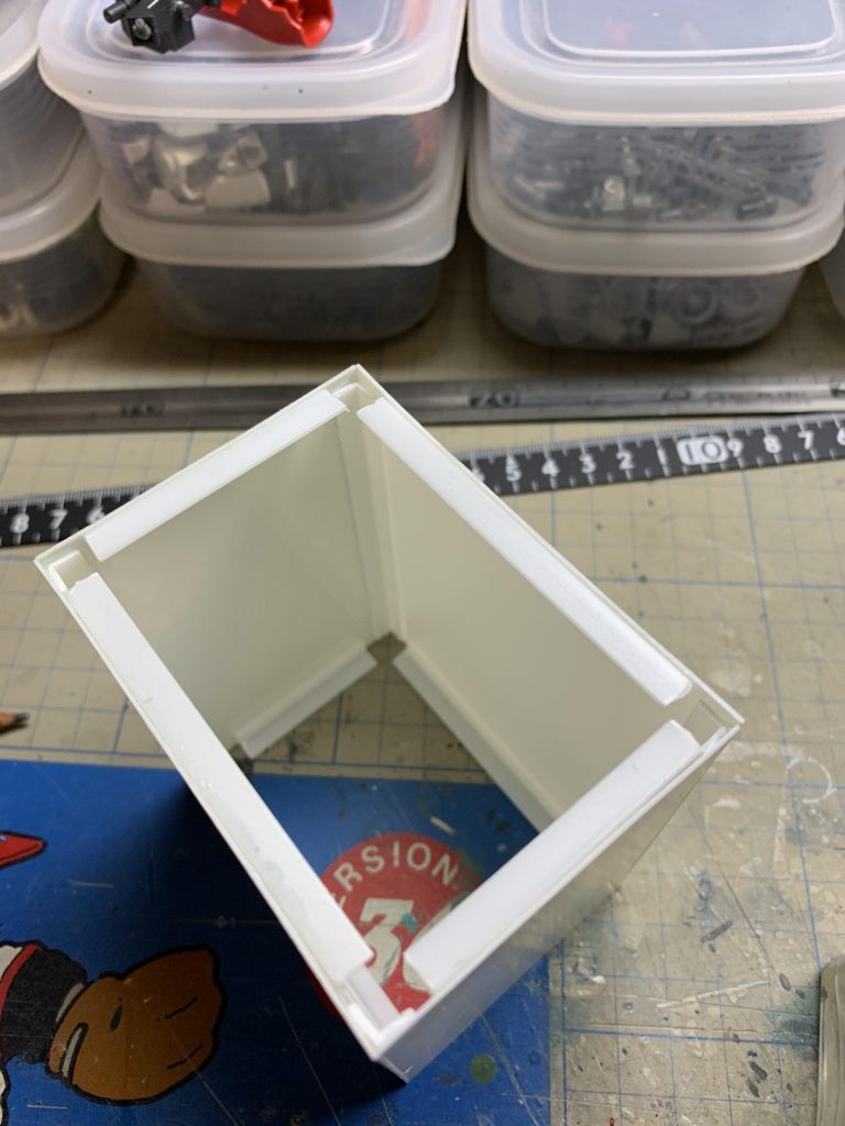 小型輸送艇カブリオレ–3枚目/制作者:T.K(てぃ〜け〜)