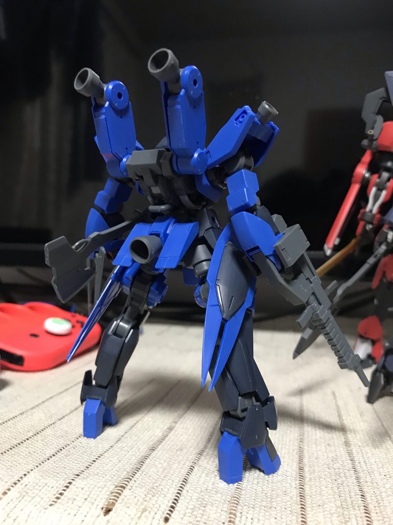 次回はコレです↑敢えてガエリオ機カラーで塗り、ライフル装備でアイン・ダルトン機にする予定です。どうぞお楽しみにw