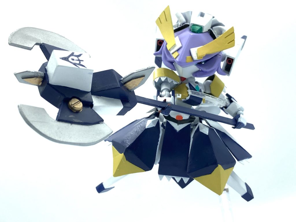 斧は両手持ち可能