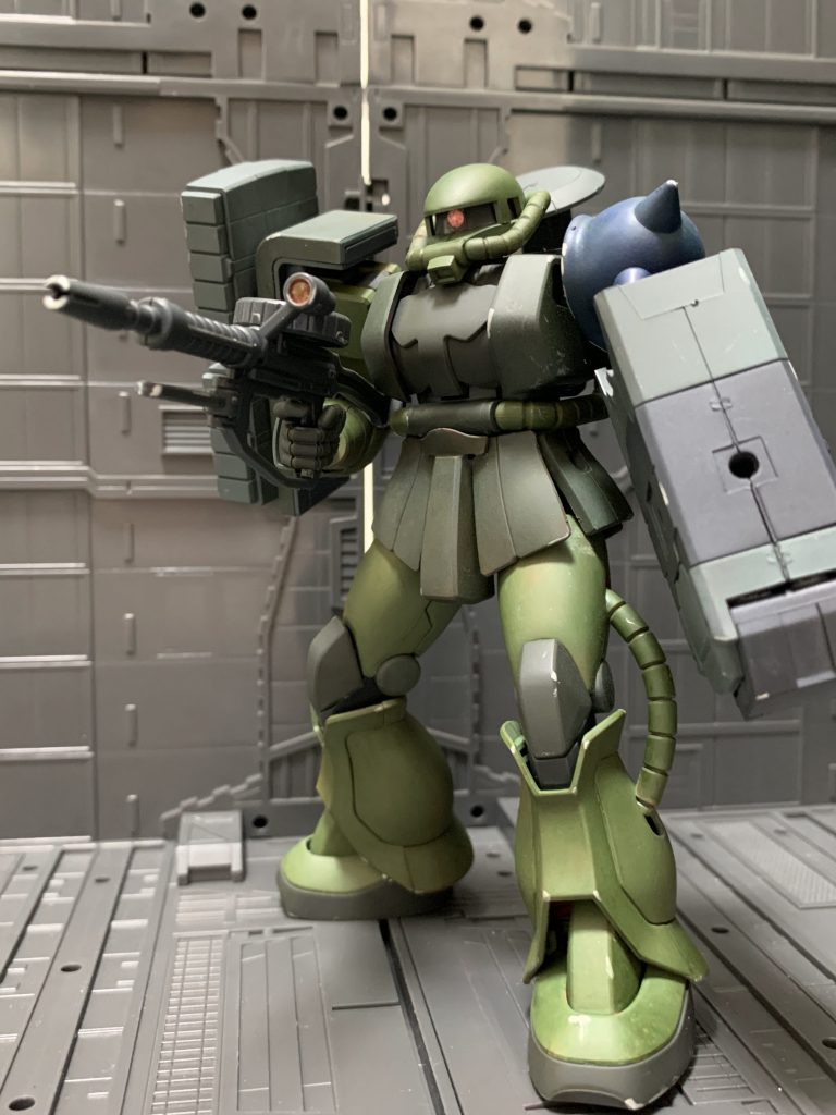 ザクマシンガン。スコープにはHアイズを入れています。