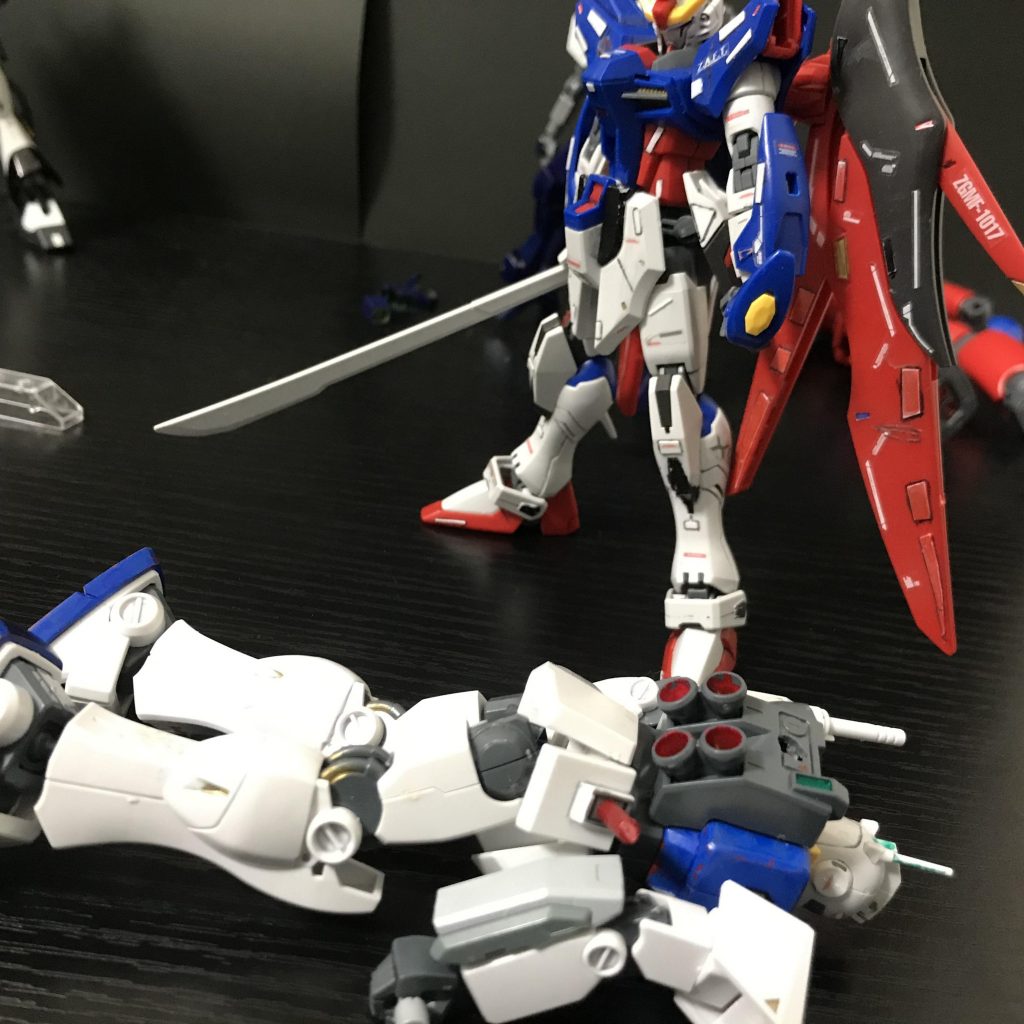 νsガンダム「くっ、速い…気をつけろG3！」