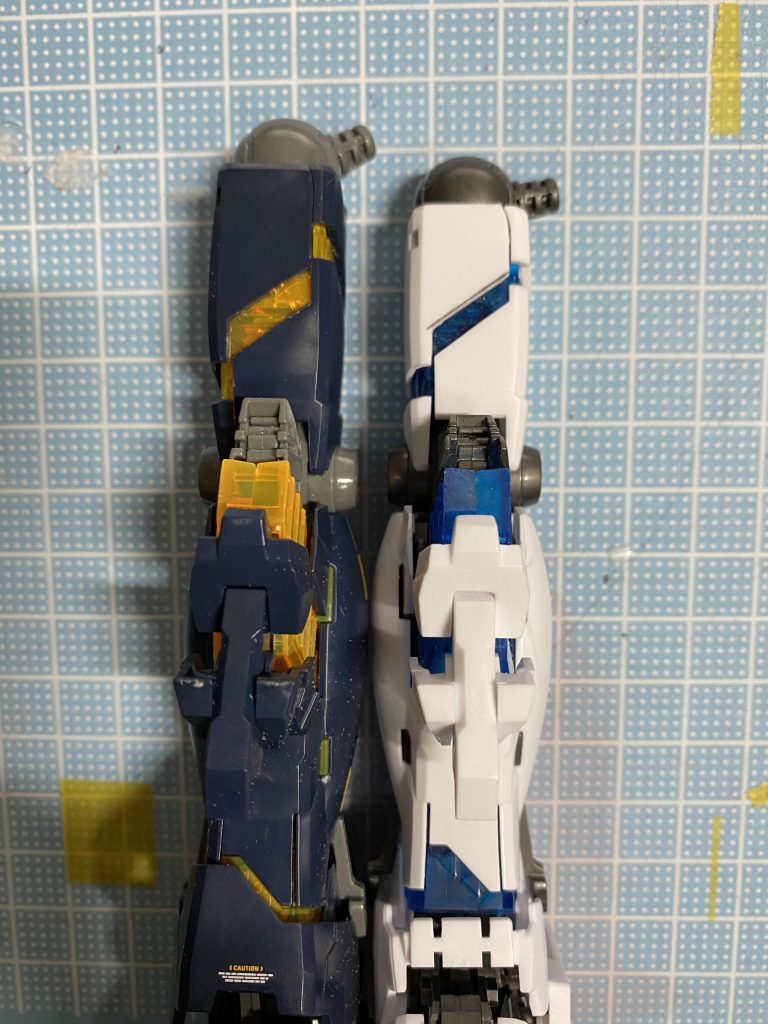 太もものところは長いので装甲を削って短縮化しました。
