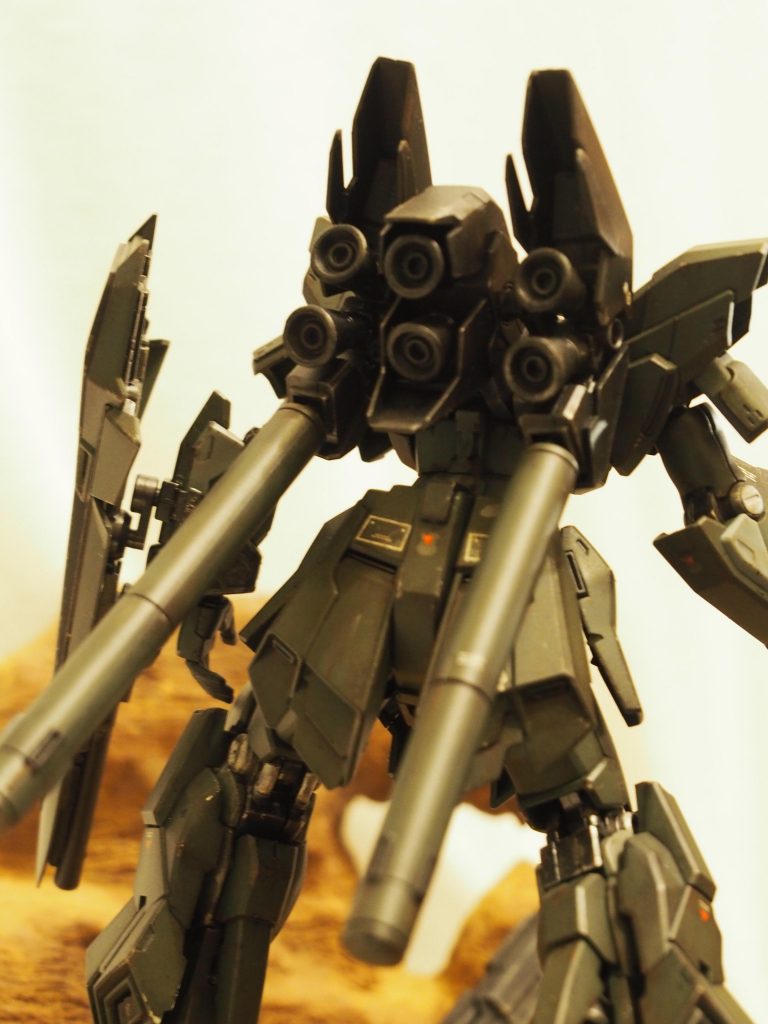 シナンジュスタインver.グリーン–2枚目/制作者：ひらめ