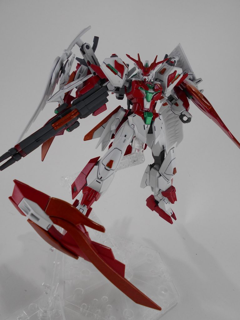 ハイパーカレトヴルッフ・ピット。グリップの無いハイパーカレトヴルッフはピットとして使用が可能で、遠隔操作により切ることが出来ます。加えて腕部に装備することもできます。