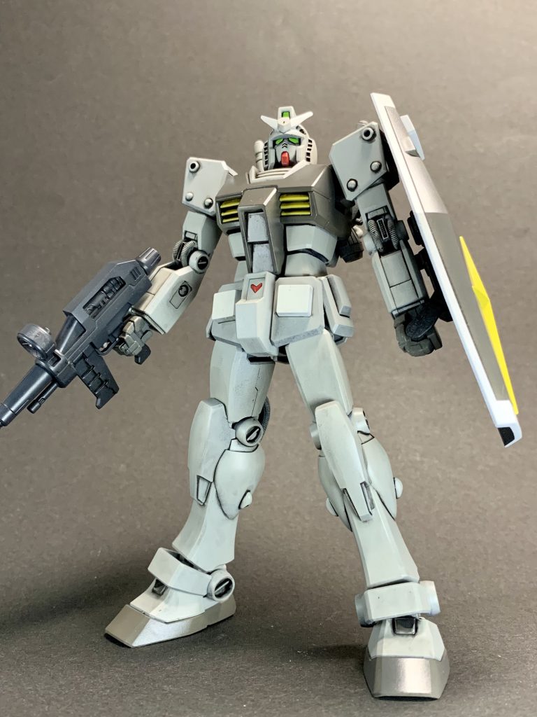 カラーはロービジ仕上げです。黄色がワンポイントですね。