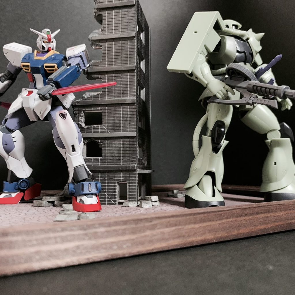 敵機の背後に忍び寄り…的な。