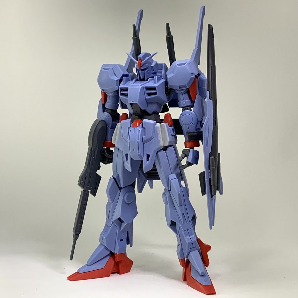 フェイスとフロントスカートは形状修正していますが、スタイルの変更はしていません。