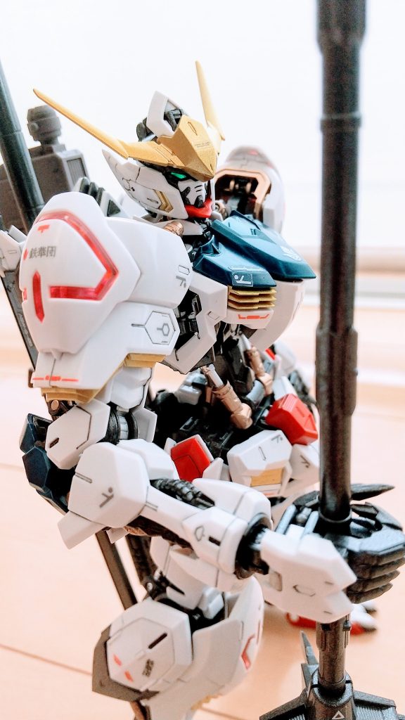 第4形態バルバトスといえば、これ。拡張パーツ不使用状態です。