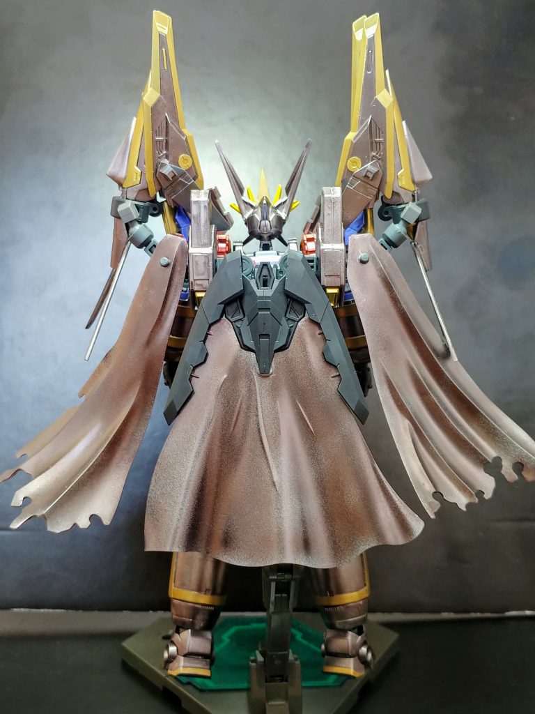 「バスタァァァーシールド!」要するにマント。こちらはトライスラッシュブレイド+武器屋のマントを使用。一応カラーリングはアニメ準拠にしてあります。