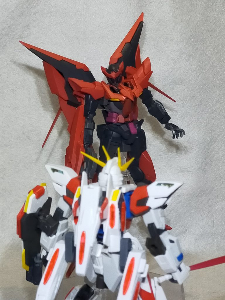 同じく適当にHGとミキシングしたRGスタービルドストライクと